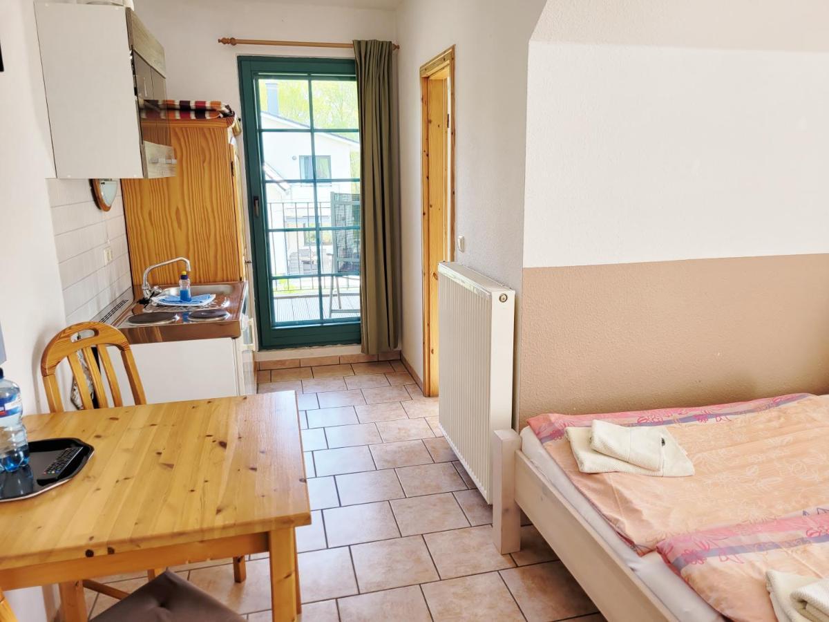 Pension Landhaus Teichgraf Wolgast Bagian luar foto